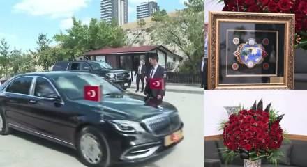 Bah&ccedil;eli'den Erdoğan'a doğum g&uuml;n&uuml;ne &ouml;zel '72 g&uuml;l' ve anlamlı tablo hediyesi!
