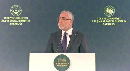 Bakan Işıkhan'dan emeklilere m&uuml;jde