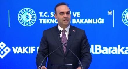 Bakan Kacır: "Sanayi altyapılarımızı, organize sanayi b&ouml;lgelerimizi, end&uuml;stri b&ouml;lgelerimizi geliştireceğiz"