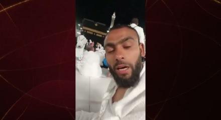 Celal Karat&uuml;re'nin Umre'deki g&ouml;r&uuml;nt&uuml;leri ortaya &ccedil;ıktı