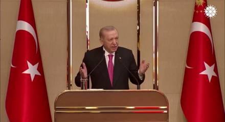 Cumhurbaşkanı Erdoğan: Hi&ccedil; kimse size parmak sallayamaz