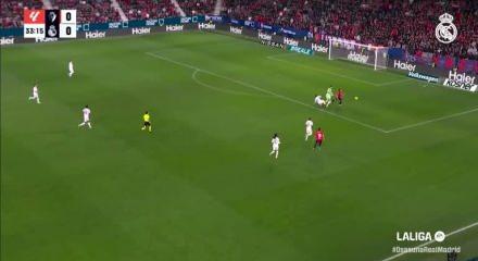 Eski bir İsrail askeriyle evli olan kaleci Filistin bayrağı &ouml;n&uuml;nde avlandı