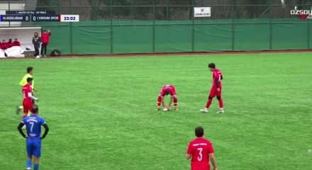 Kalecinin attığı top martıya isabet etti işte sahada yaşanan o İlgin&ccedil; anlar 