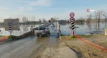 Tunca ve Meri&ccedil;&rsquo;te alarm seviyesi kırmızıdan turuncuya d&uuml;şt&uuml;: Debiler geriledi
