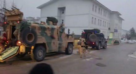 Van ve Hakkari'de zehir tacirlerine baskın