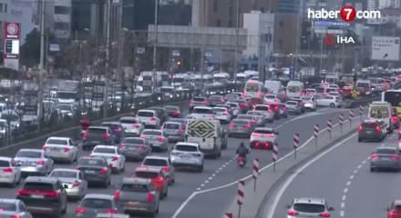 Standart dışı plaka denetimlerinde 1 Nisan'a kadar ceza uygulanmayacak