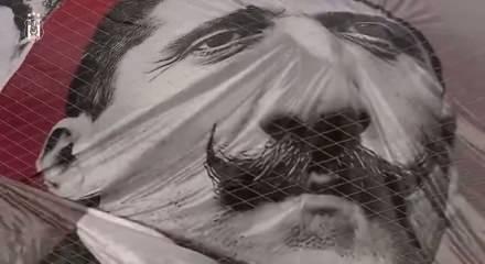 Beşiktaş'tan 123. yıla &ouml;zel pankart: Milli tarihimize bir vefa