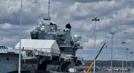 İngiltere G&uuml;ney Kıbrıs'a savaş gemisi g&ouml;nderiyor