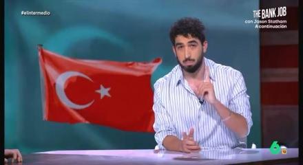 İspanyol televizyonunda T&uuml;rk&ccedil;e altyazı: Yaşasın kebap, &ouml;l&uuml;m hamburger