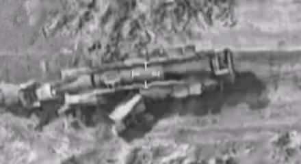 İsrail, İran'a ait balistik f&uuml;ze lan&ccedil;erlerinin vurulduğu g&ouml;r&uuml;nt&uuml;leri yayınladı