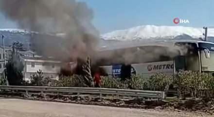 Muğla'da otob&uuml;s yangını