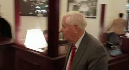 Trump'ı İran'a saldırmaya ikna eden isim ikna s&uuml;recini a&ccedil;ıkladı