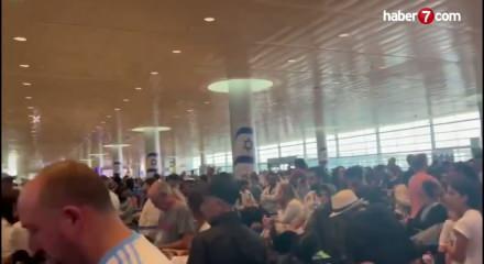Tel Aviv&rsquo;de sirenler susmuyor, İsrailliler havaalanlarına akın etti