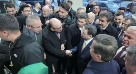 Adalet Bakanı Akın G&uuml;rlek, Sultangazi&rsquo;de Ramazan coşkusuna ortak oldu