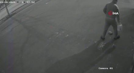 Bursa'da kundak&ccedil;ının g&uuml;venlik kamerası g&ouml;r&uuml;nt&uuml;leri ortaya &ccedil;ıktı