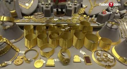 Altın alacaklar bu seviyelere dikkat! Uzman ekonomist net rakamlar verdi