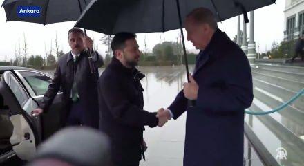 Başkan Erdoğan, Zelenskiy ile telefonda g&ouml;r&uuml;şt&uuml;!