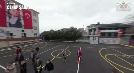 İstanbul'da 186 okulun yenileme ve yeniden inşası s&uuml;r&uuml;yor