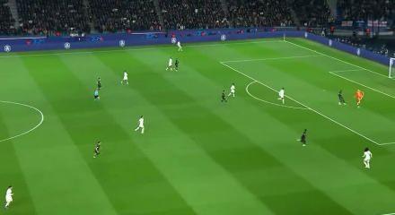 Chelsea kalecisi Filip J&ouml;rgensen Şampiyonlar Ligi'nde takımını yaktı!