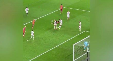 Galatasaray'da Lucas Torreira'ya zam kararı