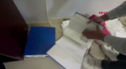 İstanbul'da sahte belgelerle ikamet izni d&uuml;zenleyen &ouml;rg&uuml;te operasyon: 13 g&ouml;zaltı