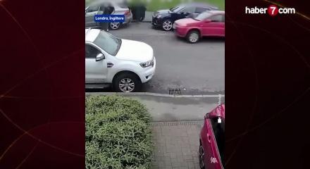 Londra'da baş&ouml;rt&uuml;l&uuml; kadına ara&ccedil; &ccedil;arpması İslamofobi saldırısı olarak değerlendirildi