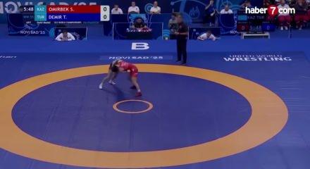 Milli g&uuml;reş&ccedil;i Tuba Demir, 23 yaş altında Avrupa 3'&uuml;nc&uuml;s&uuml; oldu