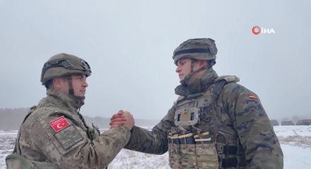 MSB'den İspanya paylaşımı: Dostluk kazanır &ccedil;&uuml;nk&uuml; kalplerimiz yan yana