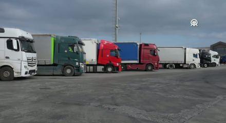 Tır şof&ouml;rlerinden yeni g&uuml;mr&uuml;k kapısı talebi