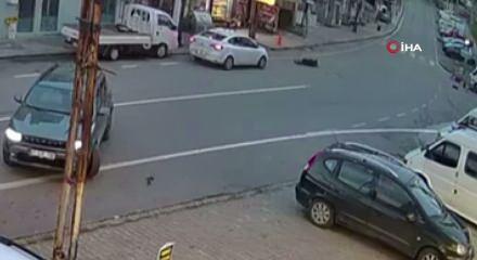 Trabzon&rsquo;da otomobilin &ccedil;arptığı gen&ccedil; kadın metrelerce savruldu! O anlar kamerada