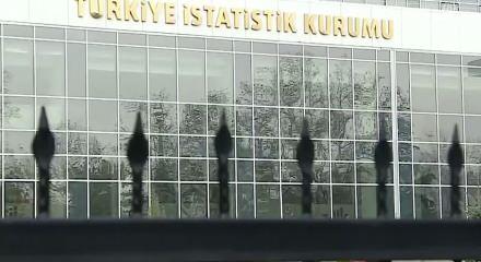 T&uuml;rkiye&rsquo;de yaşlı n&uuml;fus artışı s&uuml;r&uuml;yor: T&Uuml;İK verileri paylaştı