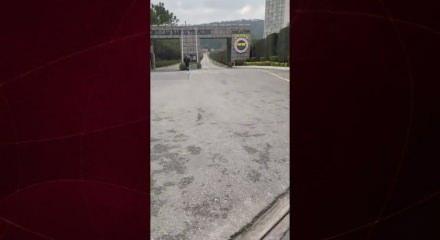 Fenerbah&ccedil;e taraftarından Domenico Tedesco&rsquo;ya dikkat &ccedil;eken hediye