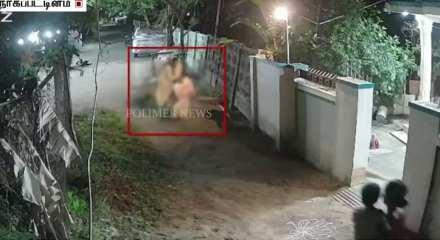 Hindistan'da k&ouml;pek saldırısı dehşeti kameralara yansıdı