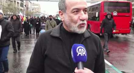 İran'dan komşu &uuml;lkelere itidal &ccedil;ağrısı