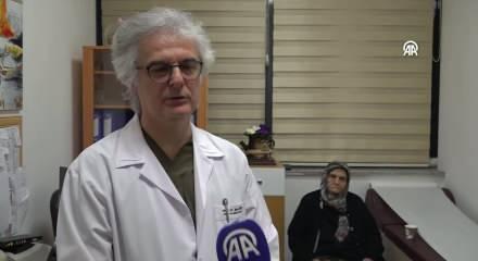 Konya'da 87 yaşındaki hastanın kalp kapağı k&uuml;&ccedil;&uuml;k kesiyle yapılan ameliyatla değiştirildi