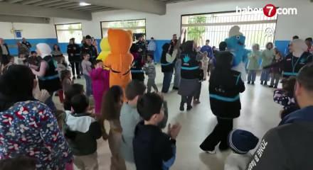 L&uuml;bnan&rsquo;da &ccedil;ocuklar savaşın en ağır y&uuml;k&uuml;n&uuml; taşıyor