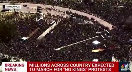 ABD halkı sokaklara d&ouml;k&uuml;ld&uuml;! "Krallara hayır" isyanı: Trump'a karşı tarihi protesto