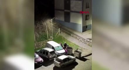 Eski eşiyle tartışan şahsa komşular meydan dayağı attı