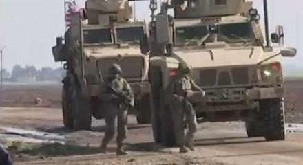 İran Savunma Konseyi &Uuml;yesi Ahmediyan&rsquo;dan &ldquo;ABD askerlerine yaklaşın" mesajı