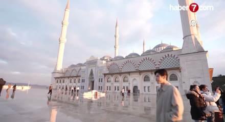 Japon işletmeci, T&uuml;rk arkadaşının vesilesiyle M&uuml;sl&uuml;man oldu