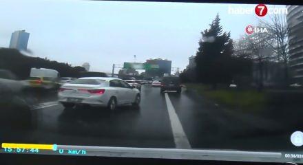 Trafikte boğanıza şeker ka&ccedil;tı, polisin Heimlich manevrası ile hayata d&ouml;nd&uuml;!