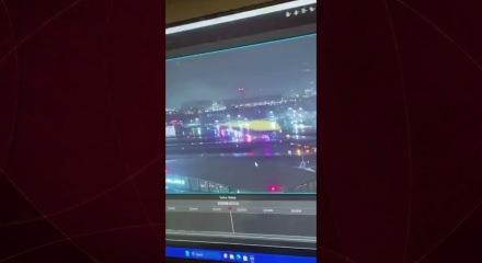 U&ccedil;ak inişi sırasında itfaiye aracıyla &ccedil;arpıştı: Kaza anının g&ouml;r&uuml;nt&uuml;leri ortaya &ccedil;ıktı