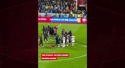 A milli takım oyuncusu Abd&uuml;lkerim Bardakcı'dan Priştinede alkışlanan centilmenlik &ouml;rneği