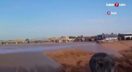 Afganistan'da şiddetli yağışlara bağlı sel ve heyelanlarda &ouml;lenlerin sayısı 77'ye y&uuml;kseldi