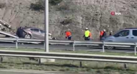 Ankara Kuzey &Ccedil;evre Yolu'nda iki aracın karıştığı kazada 5 kişi hayatını kaybetti