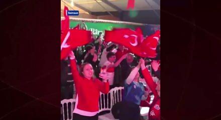 Bizim &ccedil;ocukların D&uuml;nya Kupası'na katılması yurt genelinde coşkuyla kutlandı