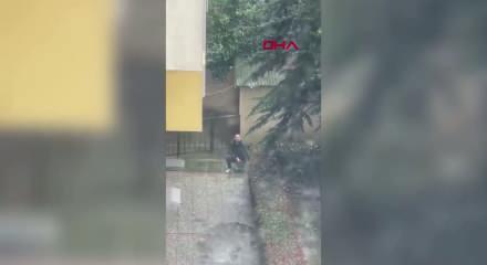 &Ccedil;alıştığı  iş yerini silahla basna banka &ccedil;alışanı tutuklandı