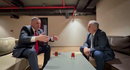 CHP'li Barış Yarkadaş Uşak Belediye Başkanı &Ouml;zkan Yalım hakkında bomba a&ccedil;ıklamalar