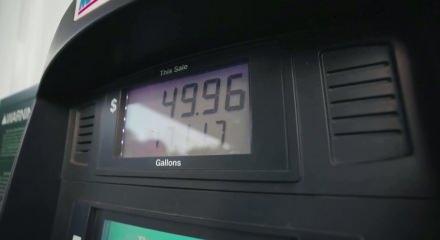 Donald Trump savaş  'devam edecek' dedi! Petrol fiyatları u&ccedil;tu 