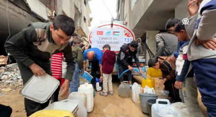 Gazze&rsquo;ye T&uuml;rk yardım vakfı aracılığı ile 600 bin litre i&ccedil;me suyu ulaştırıldı